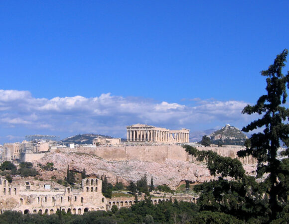 Private Sightseeing Transfer from the Airport to your Hotel With a Quick Athens Overview Tour of the Main Sites