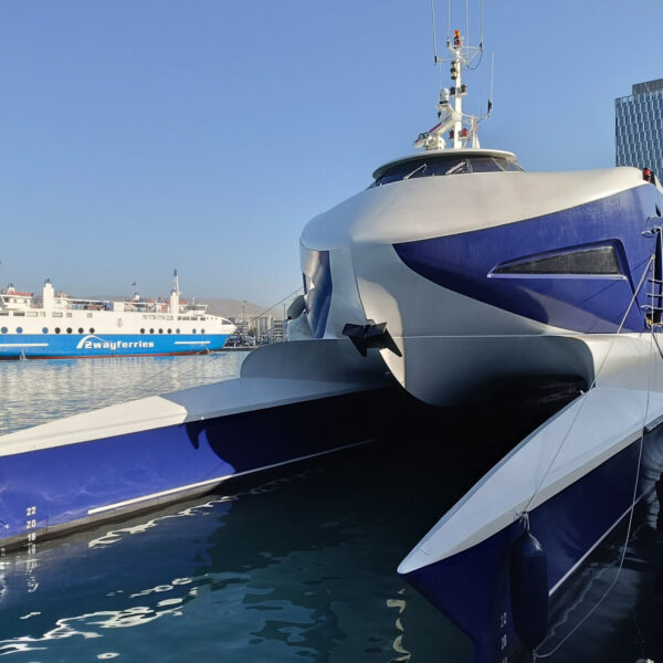 piraeus port speedboat ferry