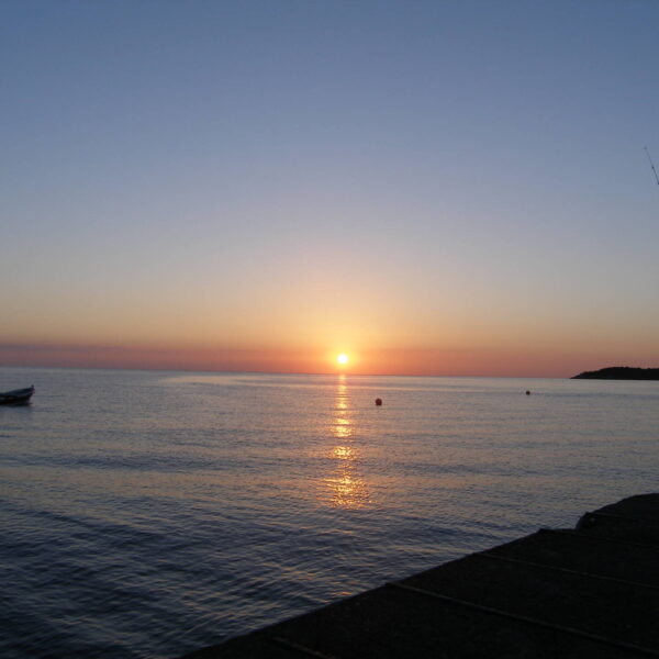 kyparisi tyros monemvasia sunrise