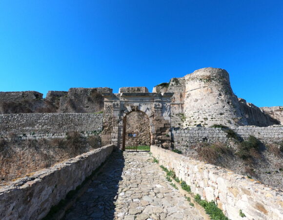 methoni