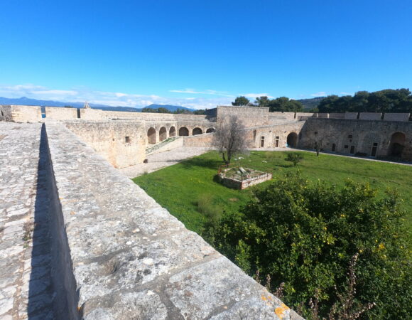 pylos neokastro methoni