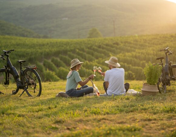 A Taste of Northern Greece: Wine & Tradition